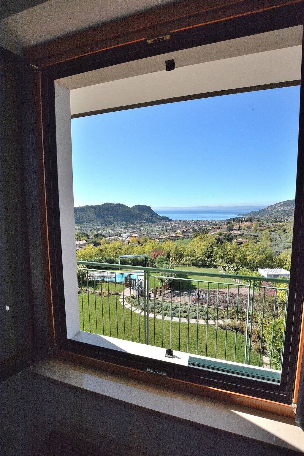 Foto 13 von 21: Casa Montegolo With Pool And Lake View