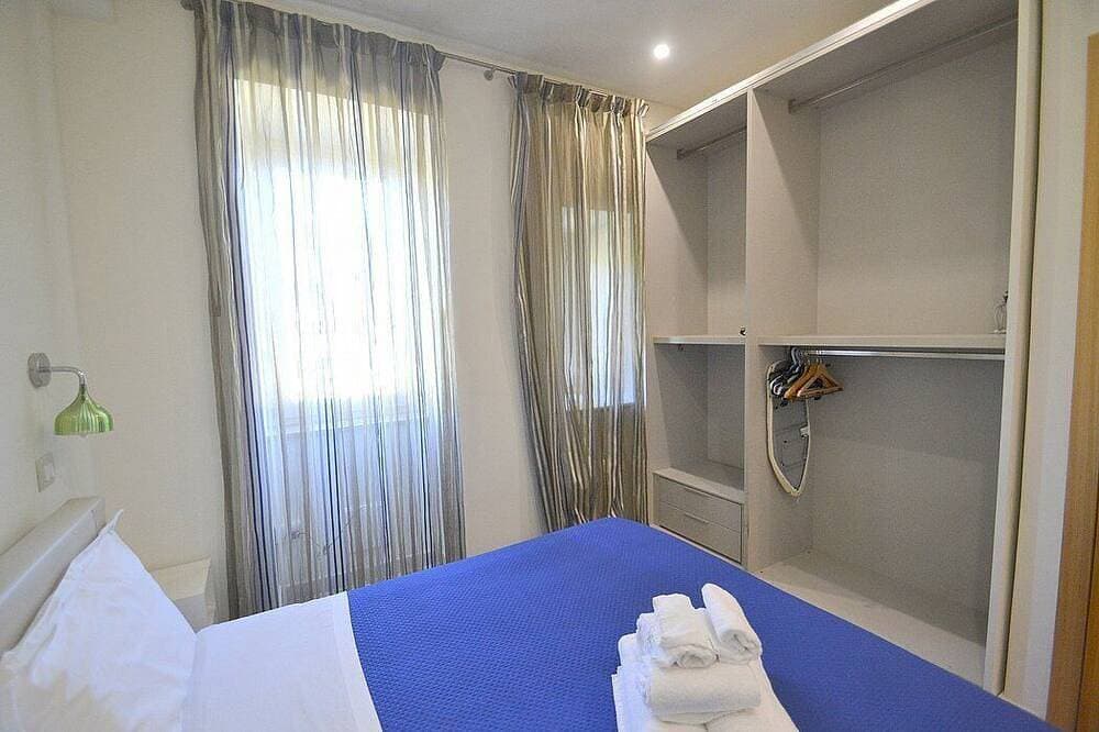 Foto 3 von 24: Villa Elicona B: A welcoming apartment situated in a central location, at a short distance from the Cathedral of Ravello, with Free Wi-Fi.