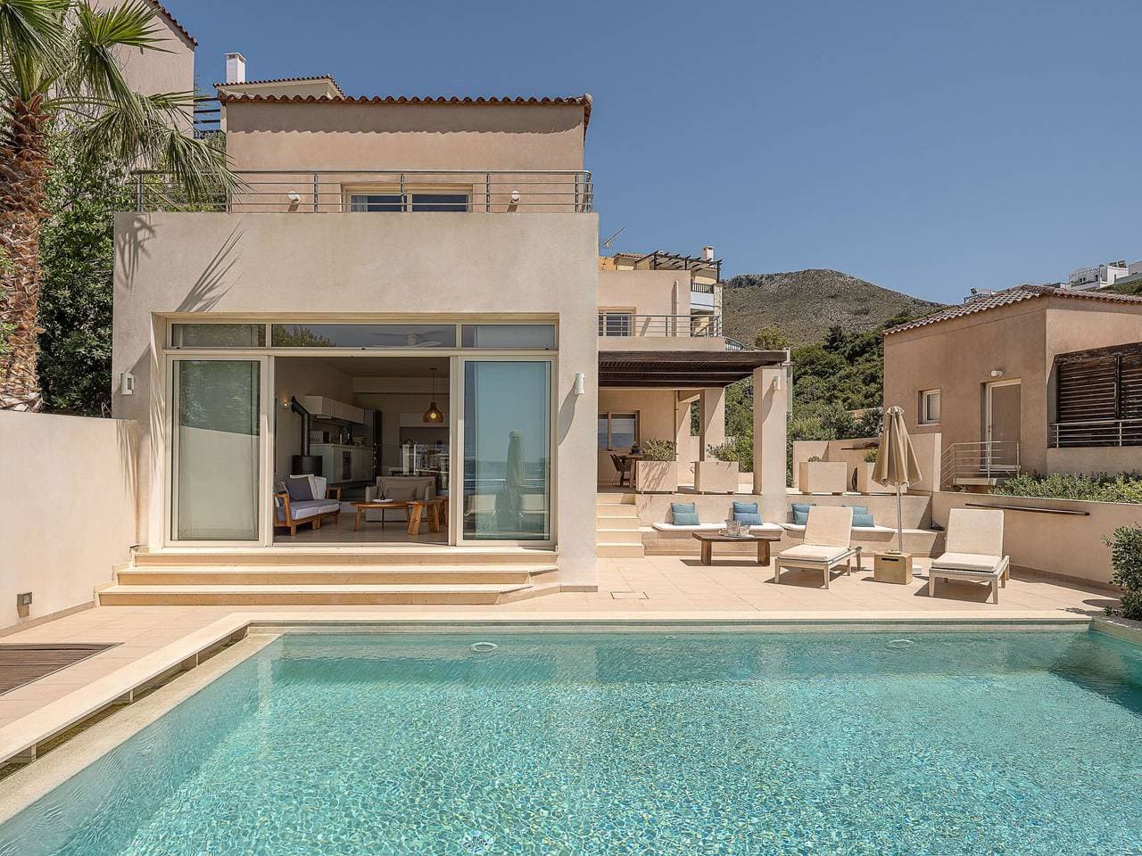 Foto 2 von 26: Adeste Seaview Villa II Free Heated Pool,900m sea