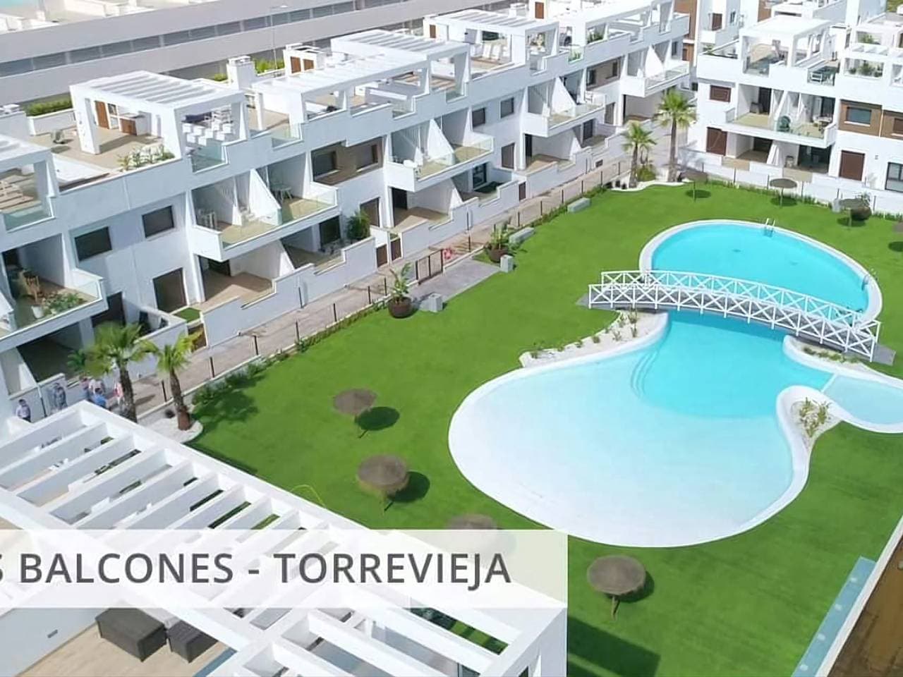 Foto 2 von 35: Penthouse in Torrevieja