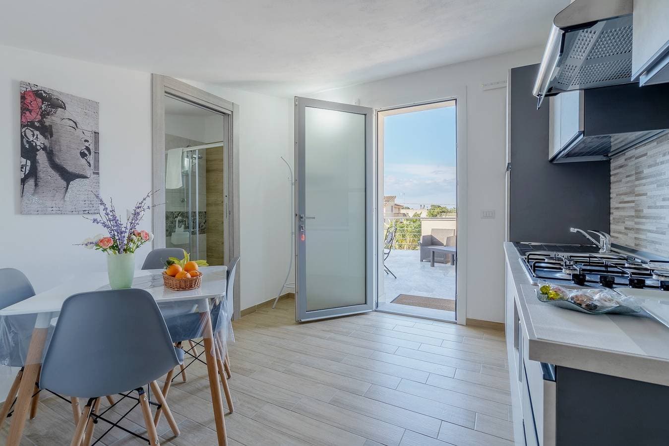 Foto 7 von 23: Apartment „Sud in Villa Sele“ mit Meerblick, WLAN und Klimaanlage