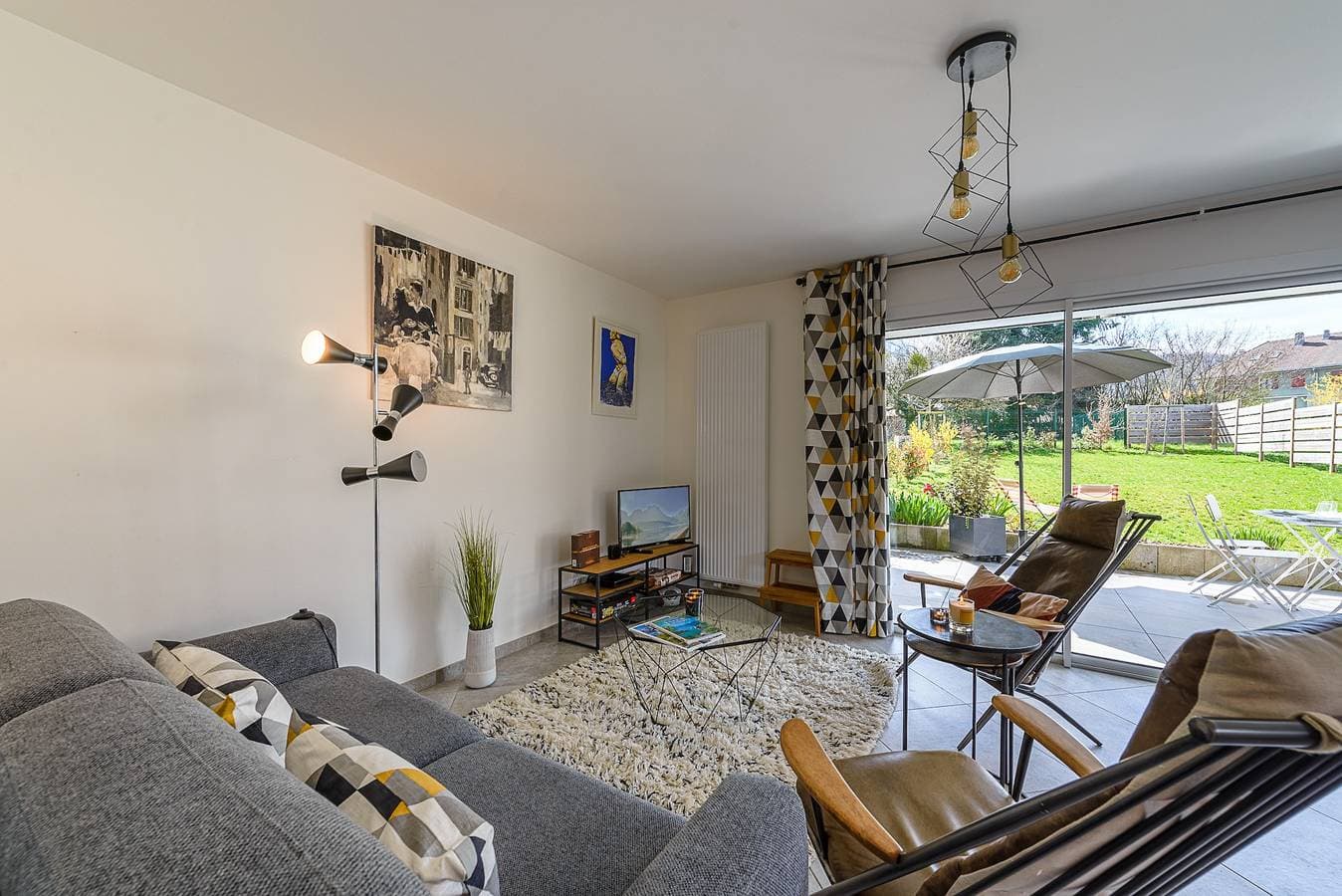 Foto 10 von 17: Ferienwohnung für 4 Personen mit Terrasse