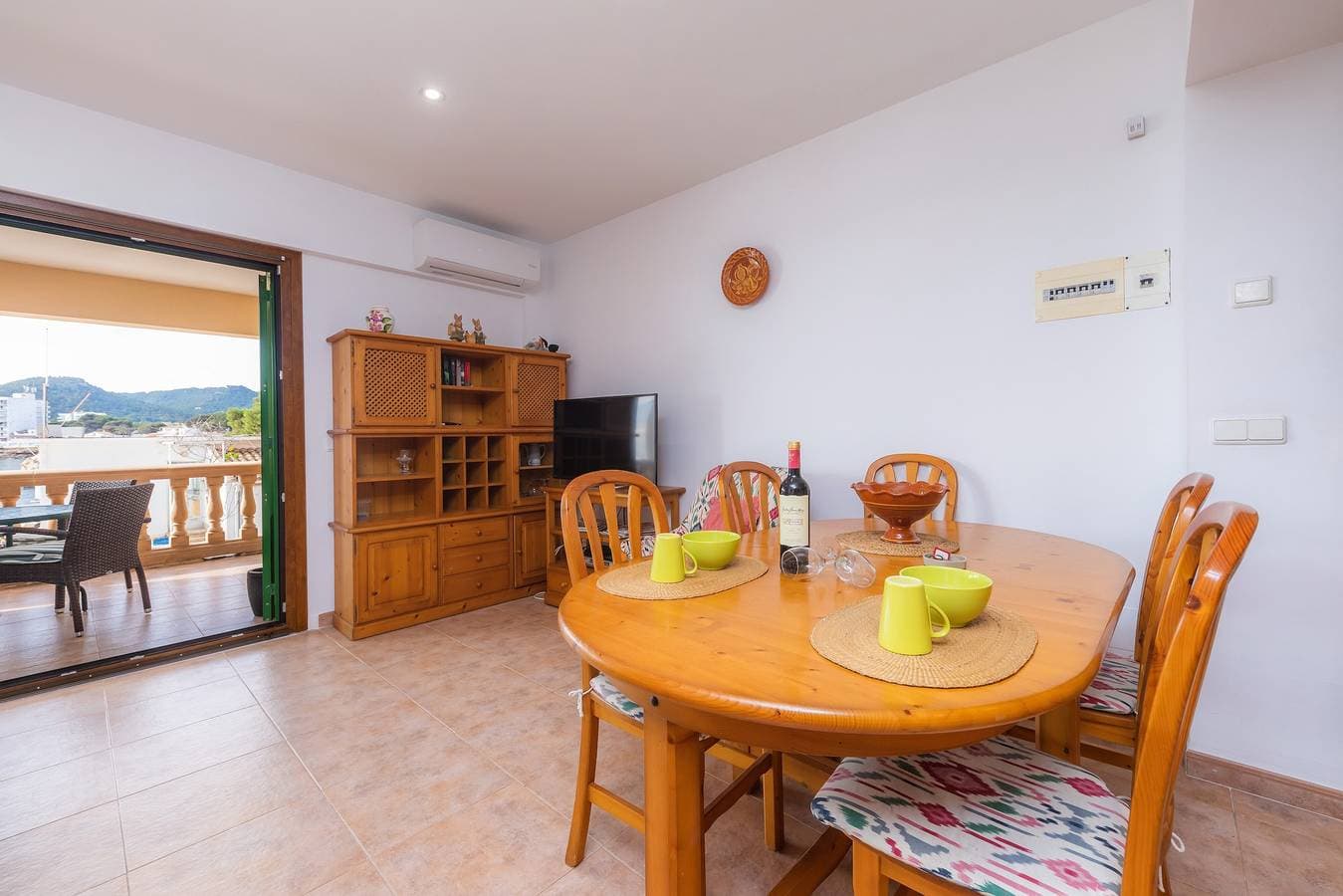 Foto 6 von 35: Ferienwohnung "Maritim" mit Meer- und Bergblick, WLAN und Terrasse