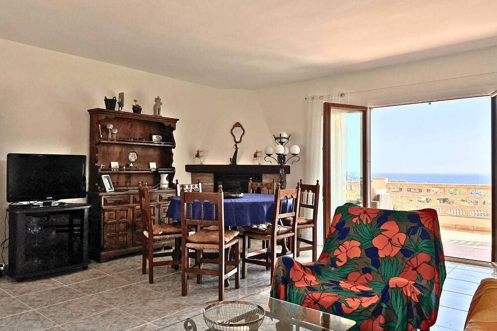 Foto 10 von 30: Für 6 Leute, Haus mit Meeresblick und privaten Pool