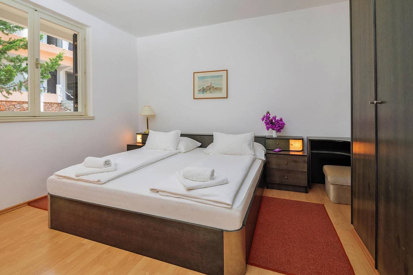 Foto 5 von 40: Jelsa Resort Apartment mit Pool