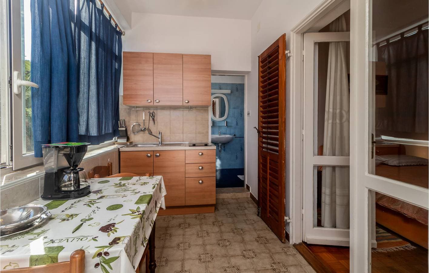 Foto 5 von 17: Gemütliche Ferienwohnung mit Terrasse und Parkplatz, 2 km vom Hundestrand entfernt