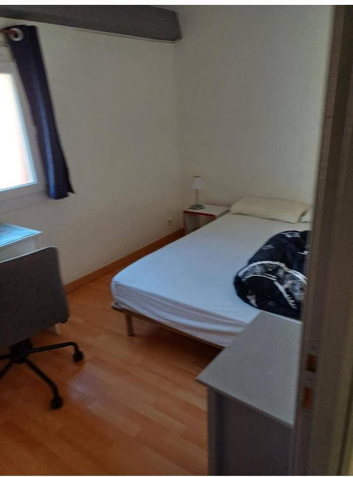 Foto 13 von 13: Three-Bedroom House