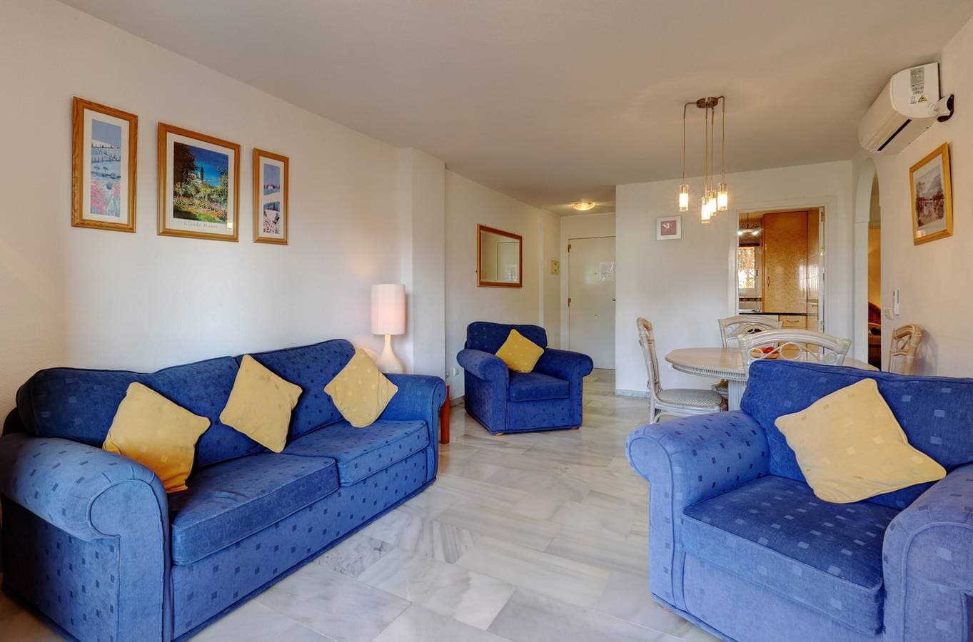 Foto 5 von 21: Luxury 2 Bed Apartment mit Gemeinschaftspools, Terrasse und WLAN