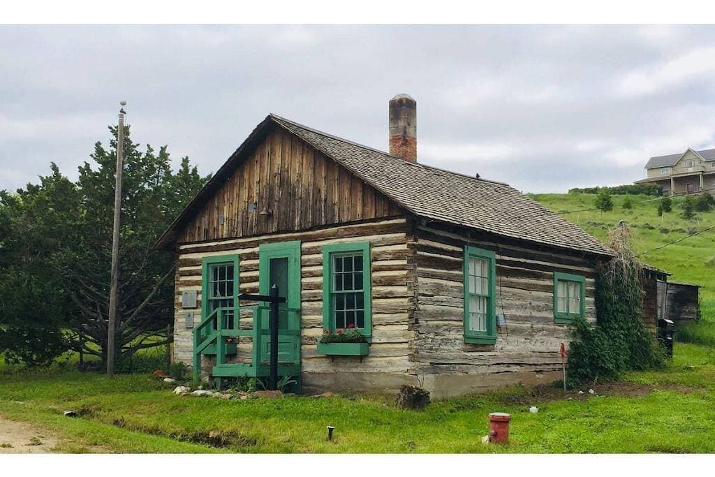 Foto 3 von 11: The Governor Meagher Cabin in Virginia City