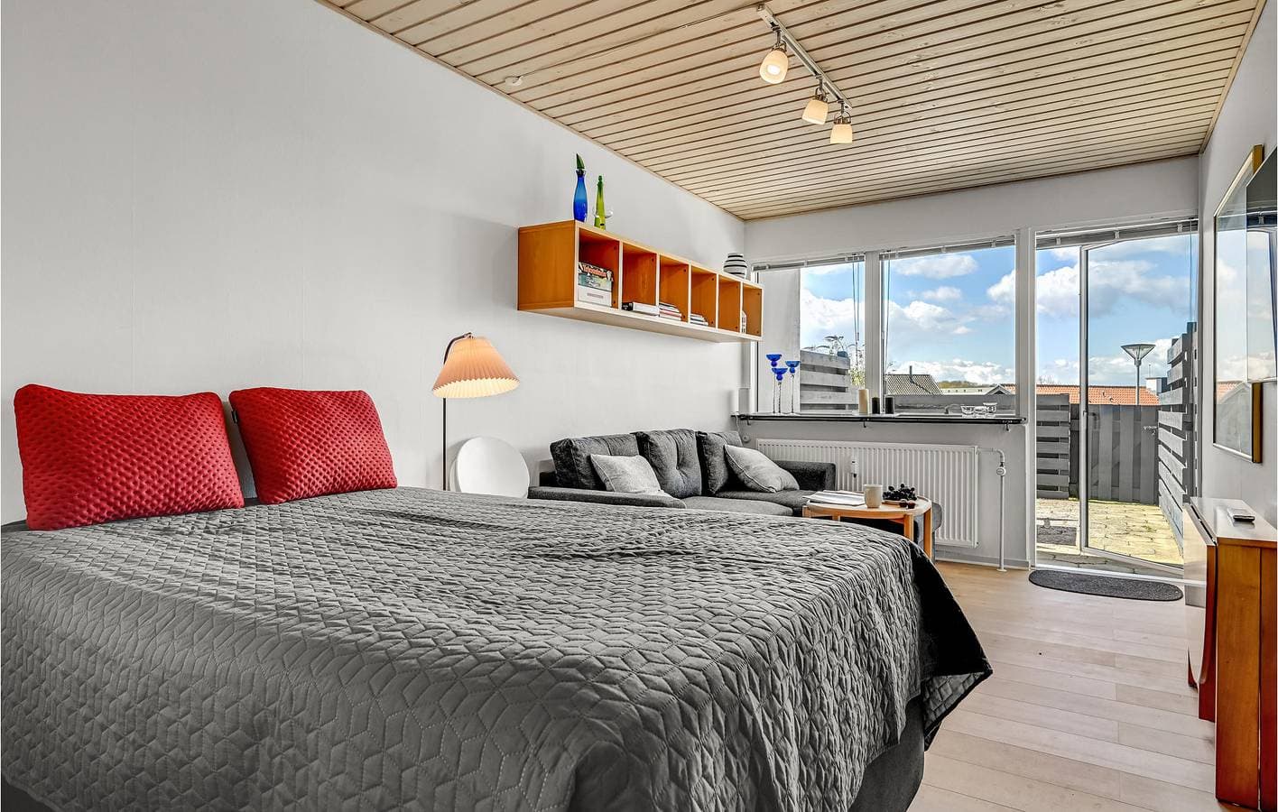 Foto 8 von 18: Ferienwohnung für 4 Personen mit Terrasse