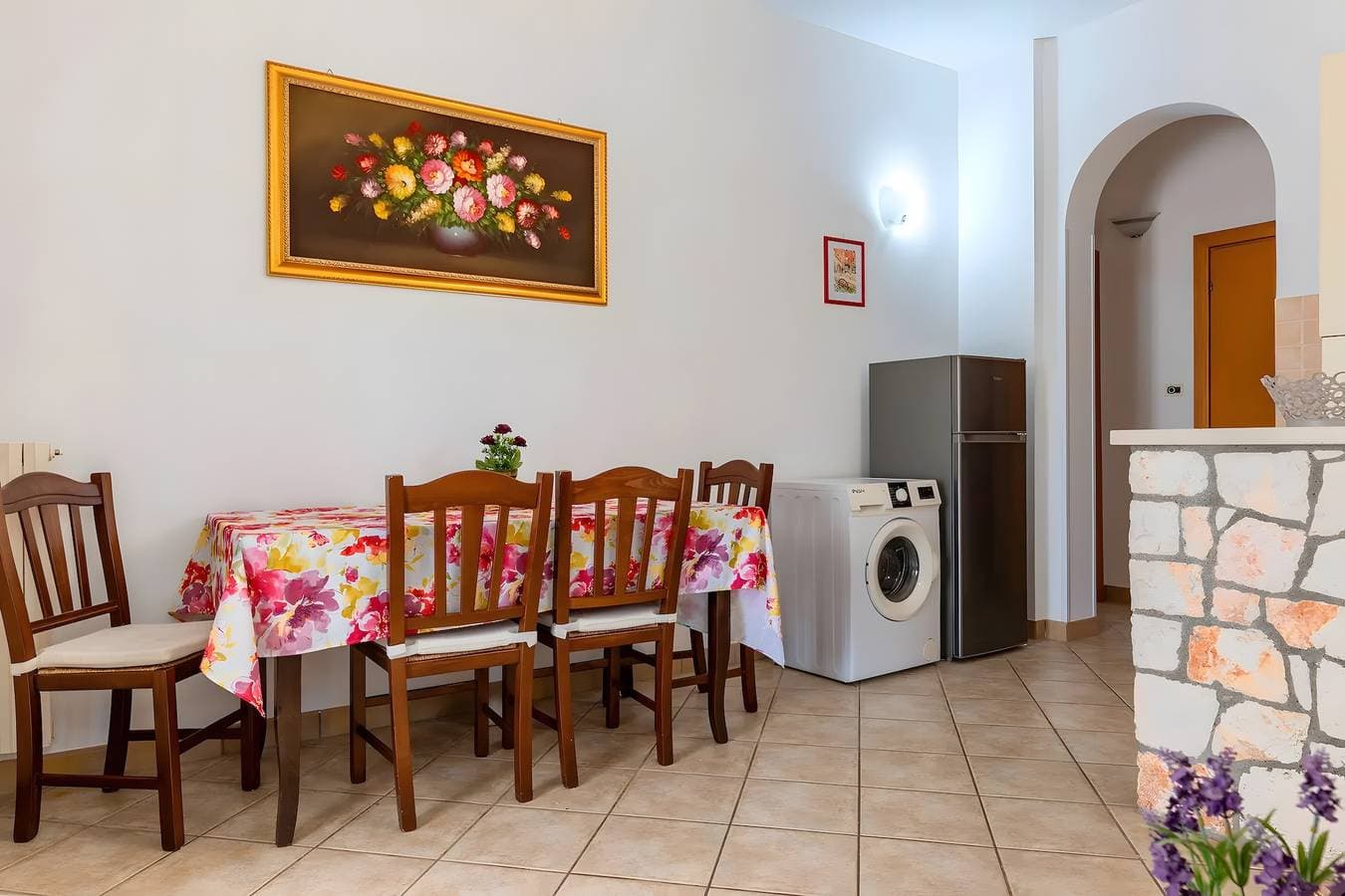Foto 10 von 35: Ferienwohnung 'Margherita' mit Gemeinschaftspool, Wi-Fi und Klimaanlage