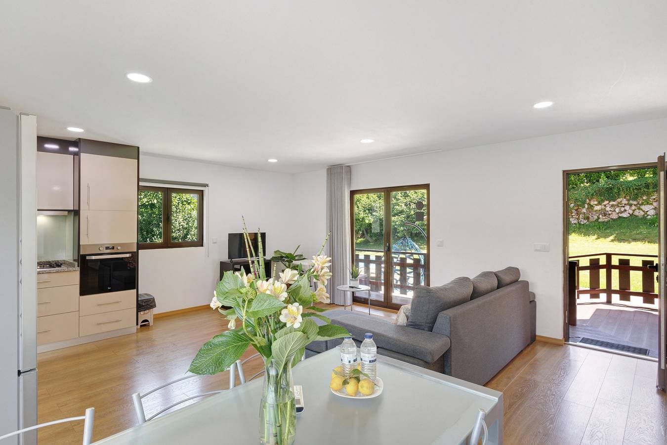 Foto 5 von 25: Apartment „Casa Dos Cortinhais“ mit Seeblick, WLAN und Klimaanlage