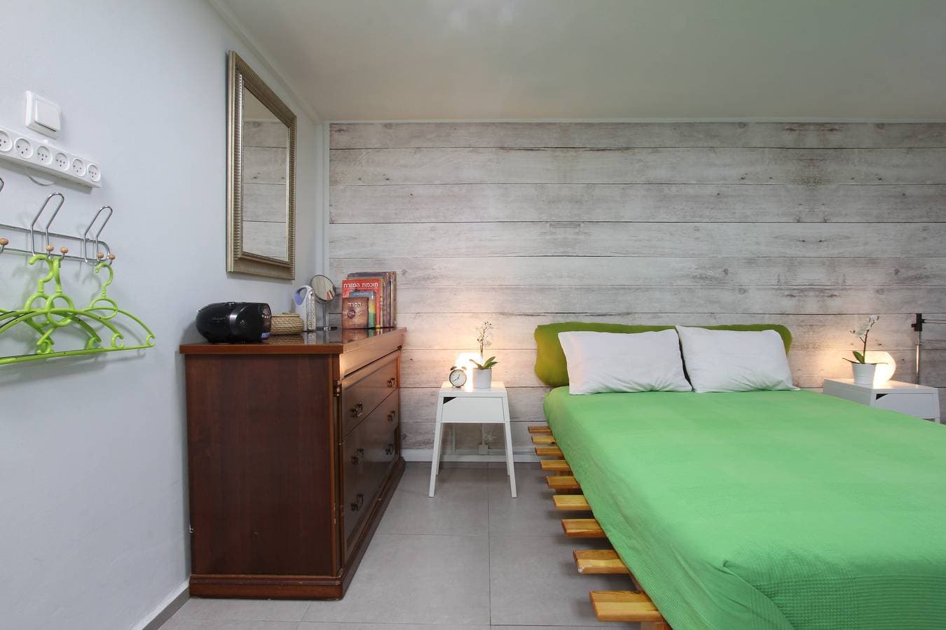 Foto 3 von 25: Like Home Gedera - Private Suite 5 Bett - Kurzzeitunterkunft in Israel