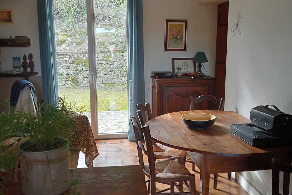Foto 9 von 13: Quiet house with garden Montignac Lascaux