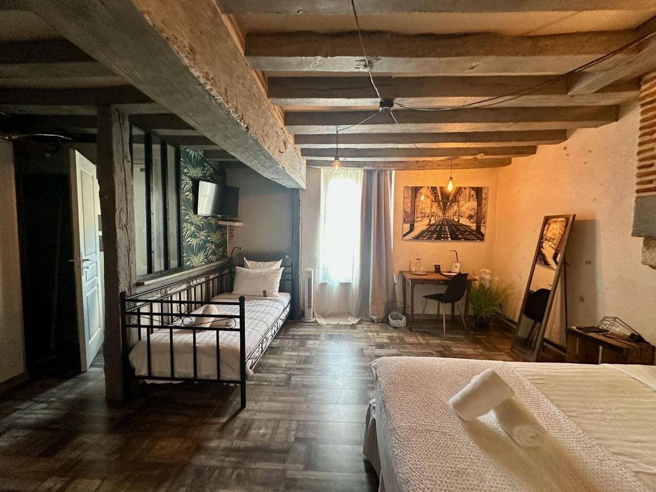 Foto 7 von 15: Comfort Triple Room with Shower