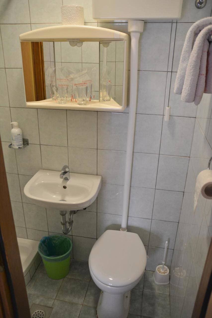 Foto 5 von 6: Twin Room