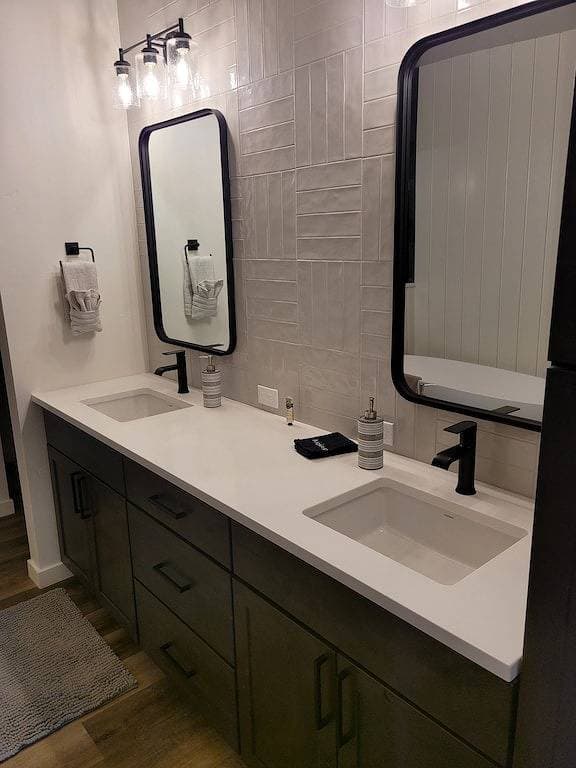 Foto 11 von 40: New Cozy, Modern 3-bedroom home. Close to dtwn Cda