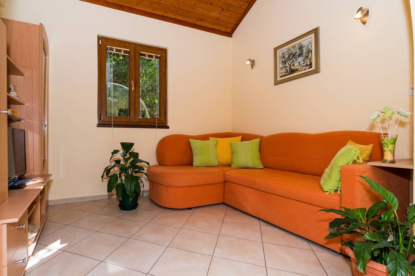 Foto 9 von 32: 2-Zimmer-Ferienwohnung mit Terrasse und Meerblick Necujam, Solta A-2090-a