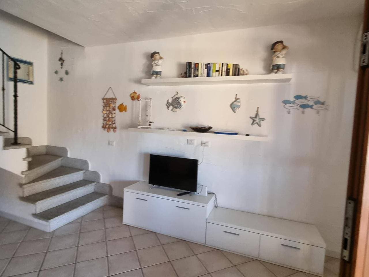 Foto 11 von 59: Three-Bedroom House