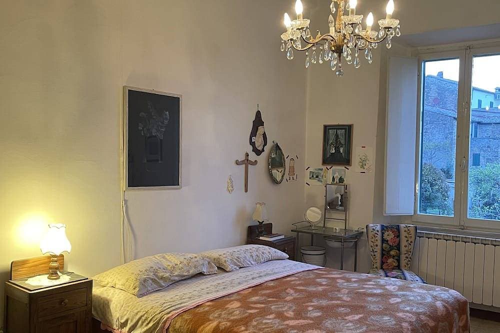 Foto 3 von 23: Charming apartment in the historic center with large terrace and beautiful view