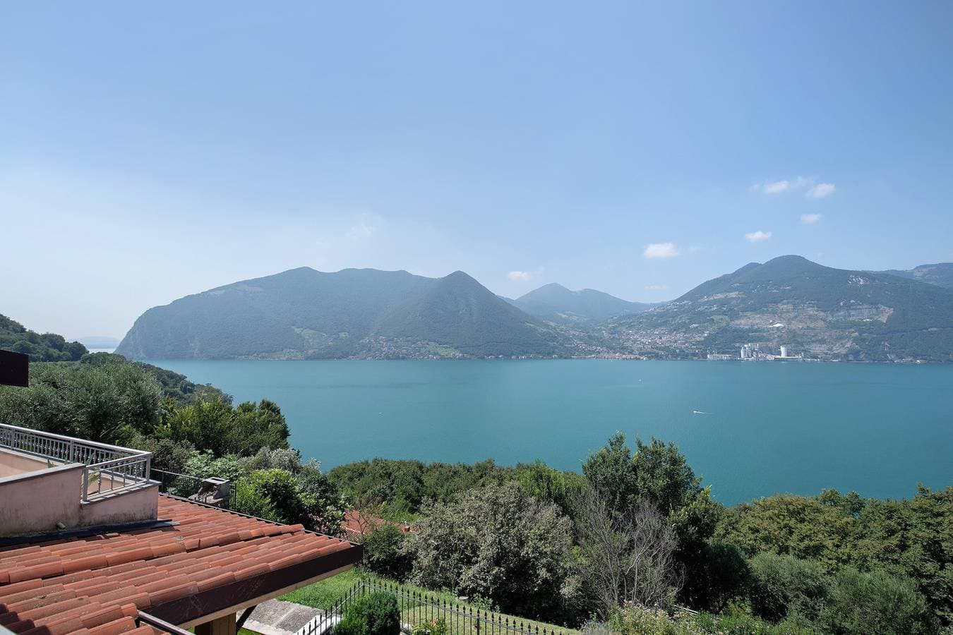 Foto 10 von 33: Ferienwohnung "Bella Isola" mit Seeblick, privater Terrasse und WLAN