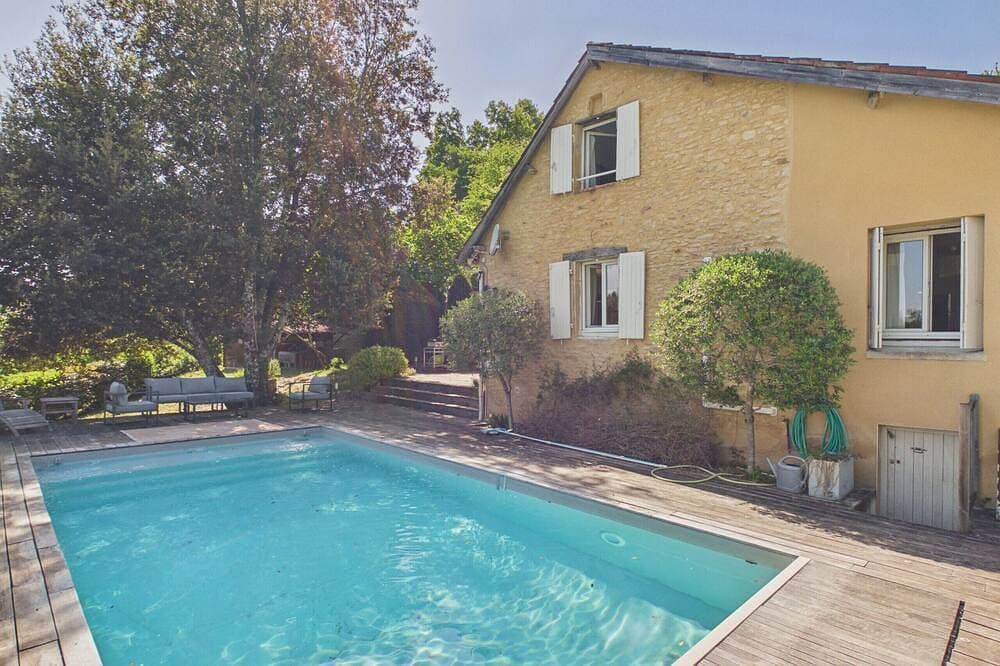Charmantes Familienhaus mit Pool für 7 1