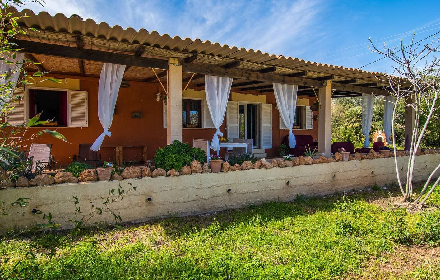 Foto 12 von 41: Sonnige Wohnung mit Terrasse & Pool, 800m zur Cala de n'Aladern