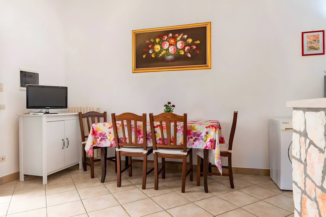 Foto 12 von 35: Ferienwohnung 'Margherita' mit Gemeinschaftspool, Wi-Fi und Klimaanlage