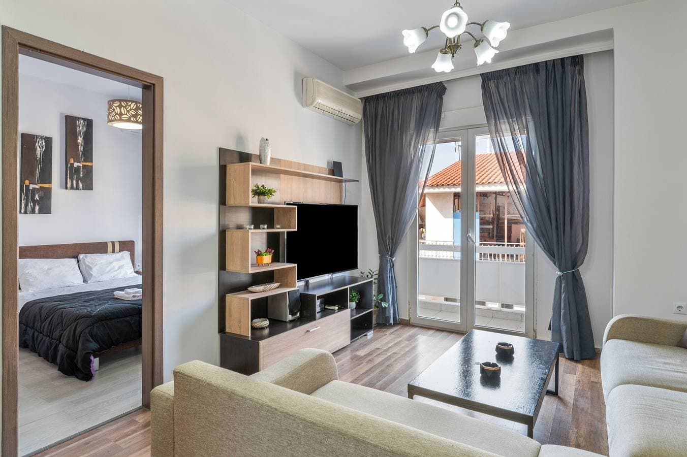 Foto 9 von 21: Artemis Blue Escape Apartment – Modernes Apartment nur 10 m vom Strand entfernt