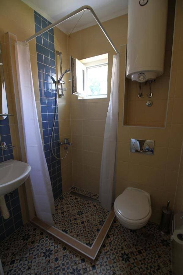 Foto 10 von 10: Iva apartmani i sobe