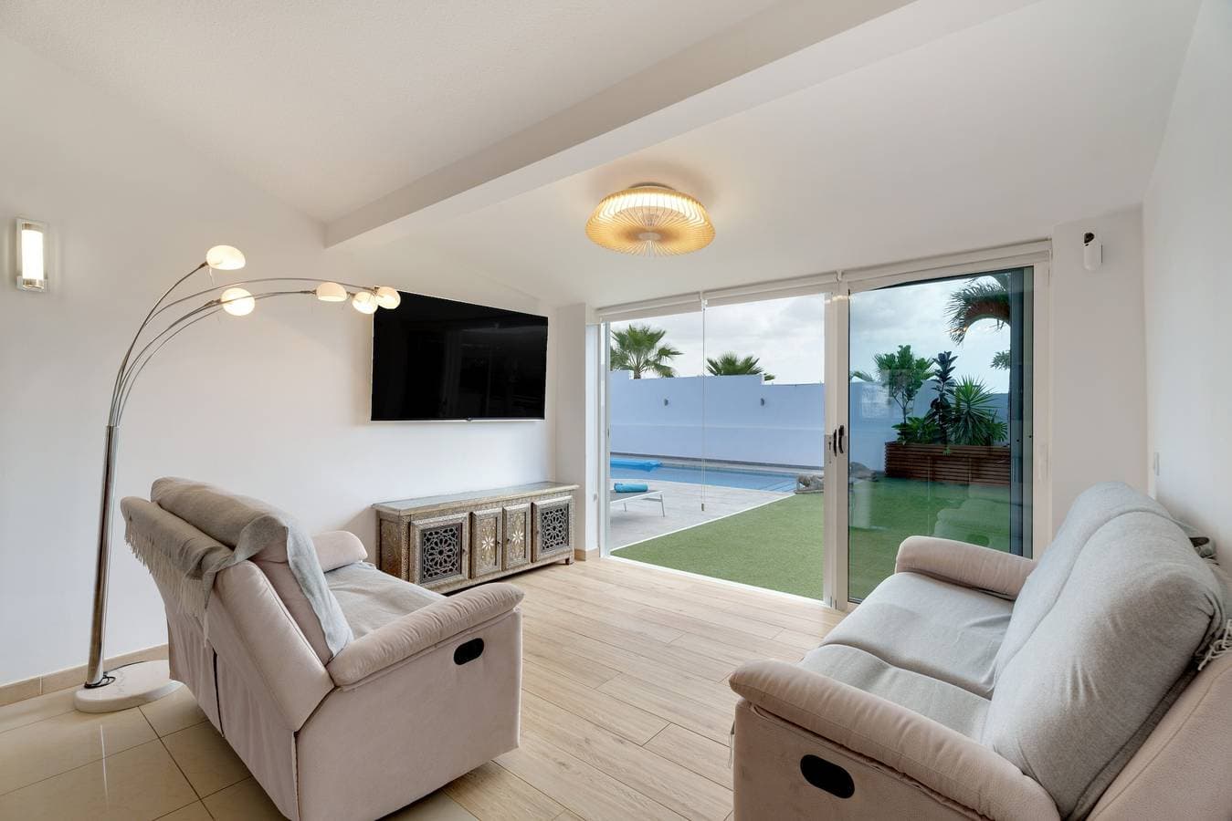 Foto 4 von 32: Ferienvilla 'Casa Zara' mit Meerblick, WLAN und Klimaanlage
