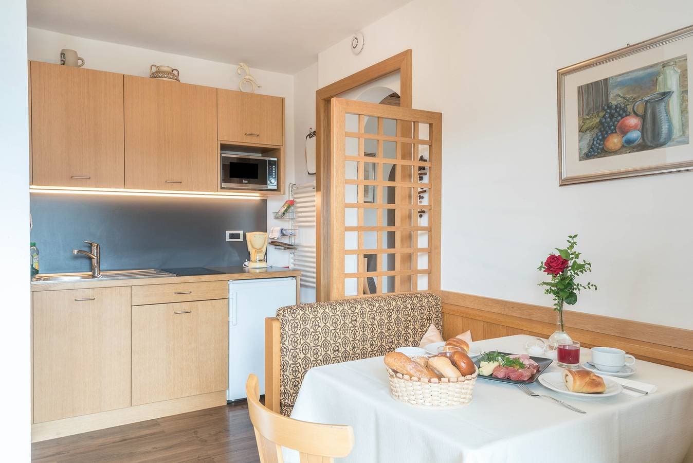 Foto 4 von 27: Apartment "Haus Sonnegg - Sonnenuntergang" mit Bergblick, WLAN, Süd-Balkon