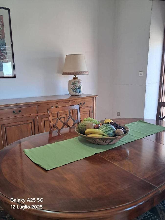 Foto 4 von 11: Three-Bedroom House