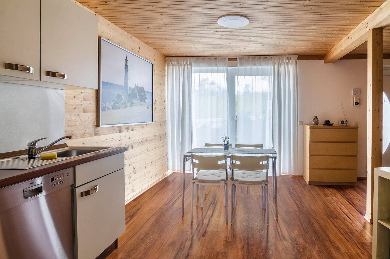 Foto 12 von 23: Ferienwohnung "Untergeschoss" mit WLAN, Terrasse & Garten