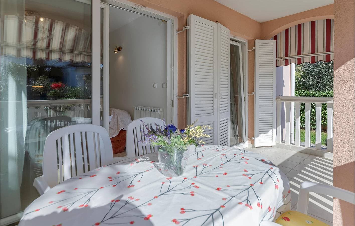 Foto 4 von 20: Gemütliche Ferienwohnung mit WLAN, Parkplatz und Terrasse – 1,5 km vom Strand von Fažana entfernt