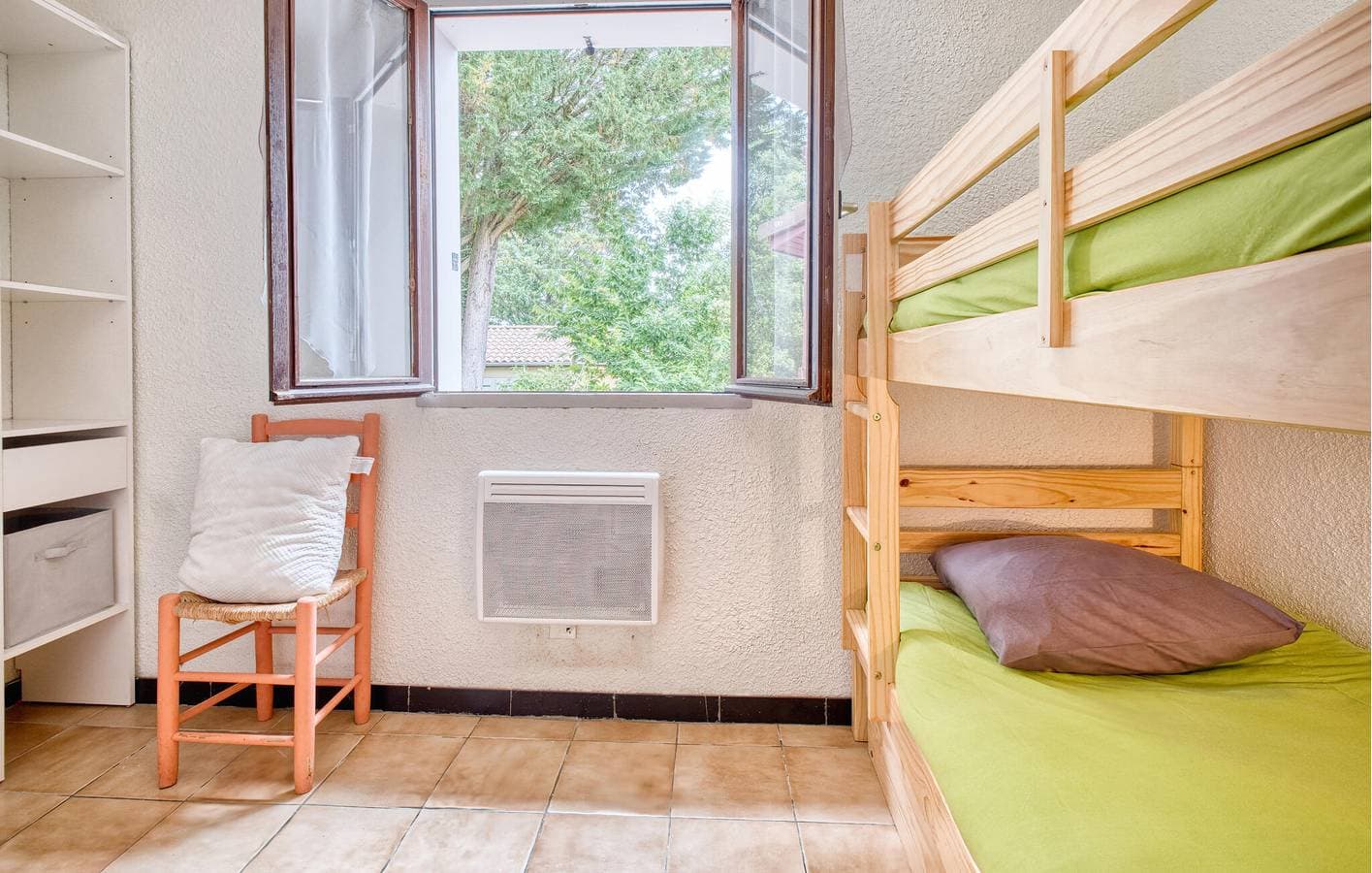Foto 9 von 27: Gemütliche Wohnung mit Pool und Garten, 1,5 km von Saint-Crépin-et-Carlucet entfernt