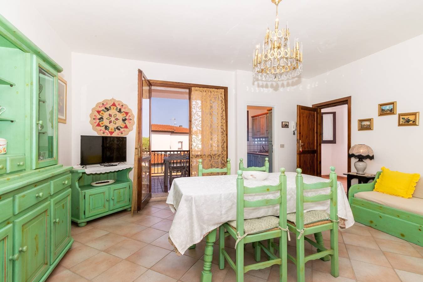 Foto 6 von 22: Ferienwohnung Azalea mit Balkon und WLAN