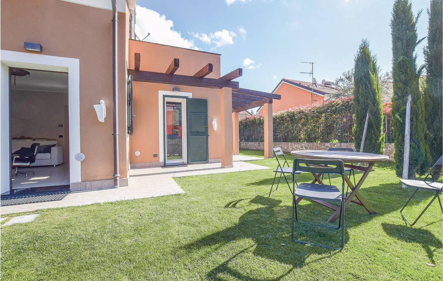 Foto 2 von 19: 110qm Wohnung mit WiFi, Parkplatz und Terrasse in Cisano!