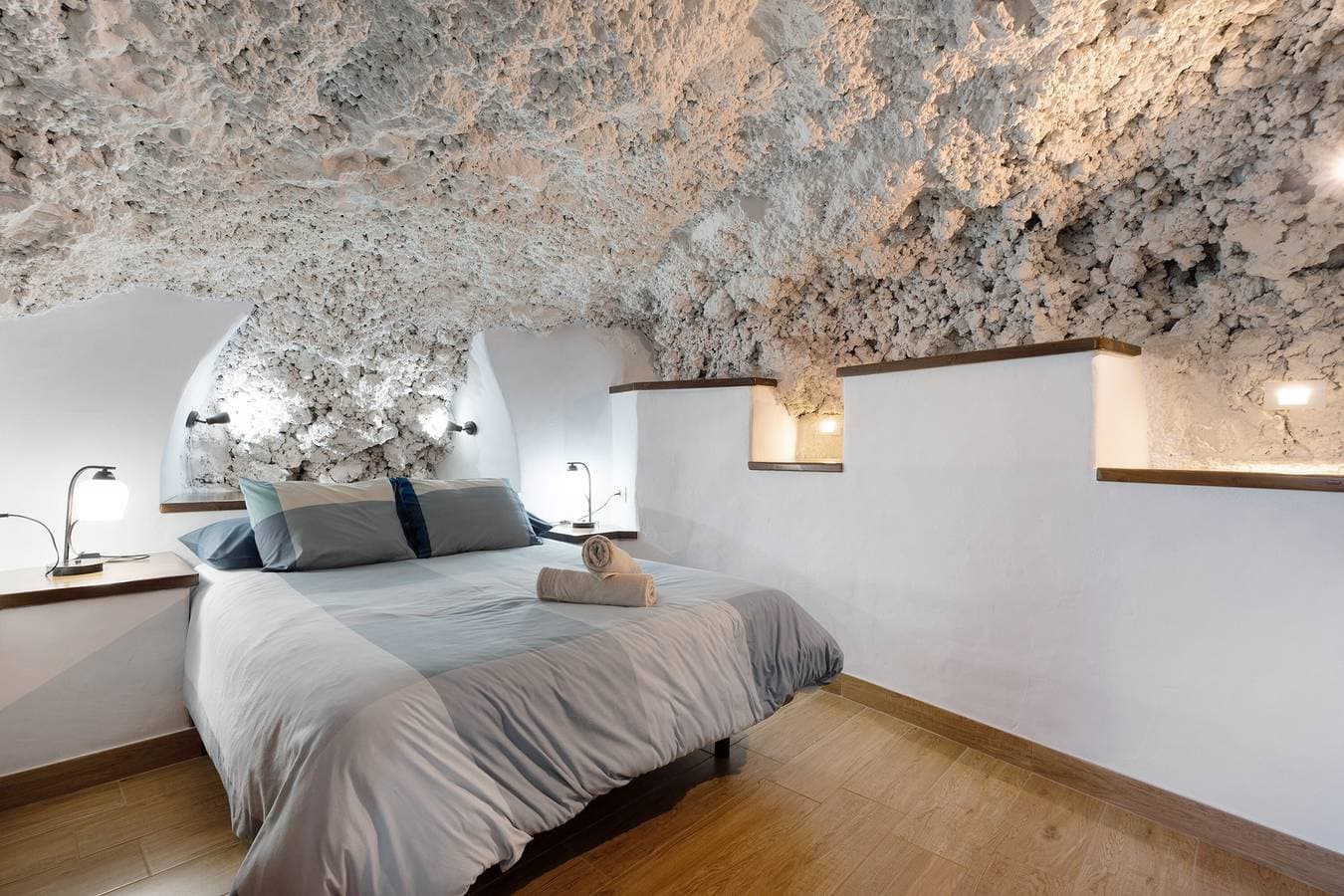 Foto 4 von 30: Ferienwohnung "Cueva El Desvelo" mit Meerblick, 3 privaten Terrassen und WLAN