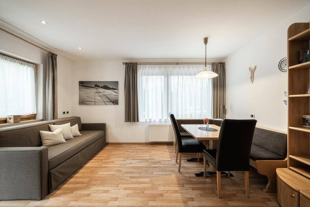 Foto 6 von 8: Two-Bedroom Apartment