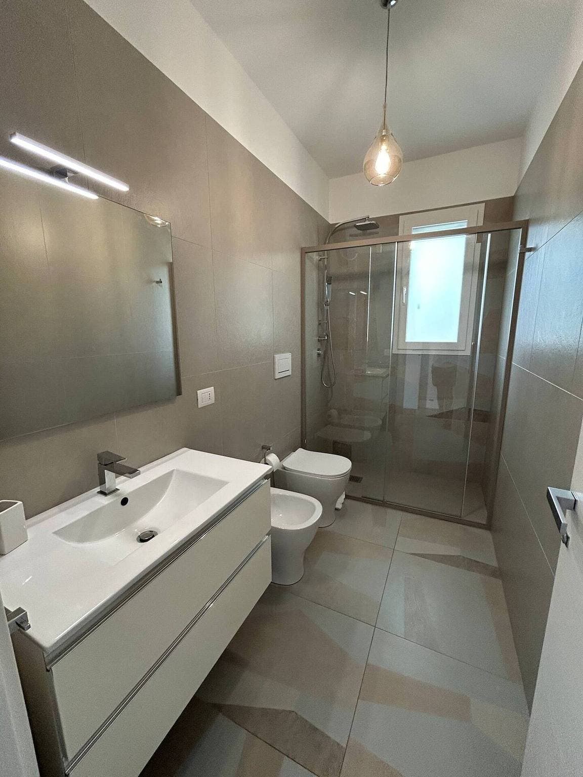 Foto 6 von 12: Ferienwohnung 'Tramontana' mit Privatterrasse, WLAN und Klimaanlage