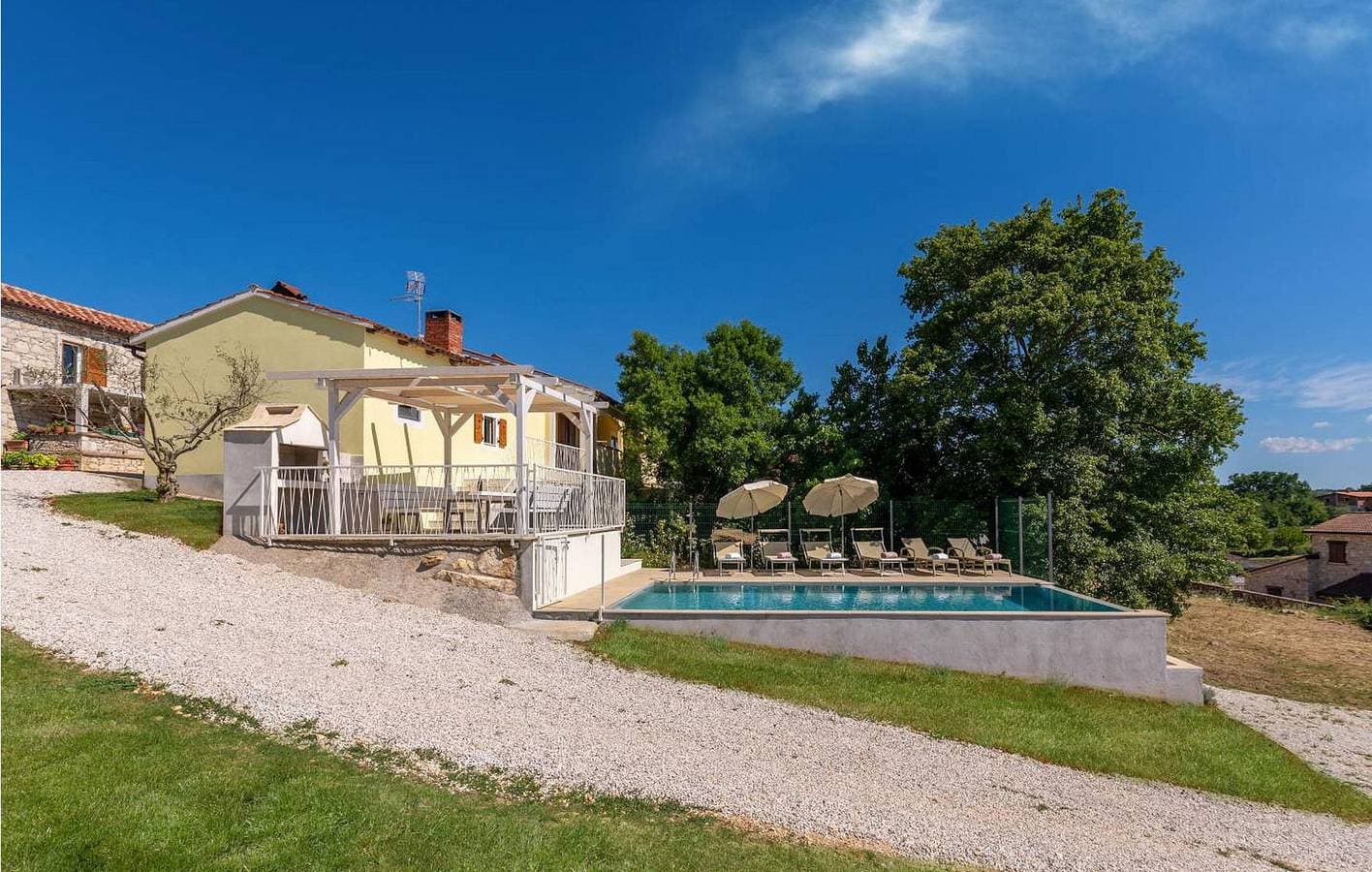 Foto 12 von 39: Apartment am Meer mit Pool, WLAN und Parkplatz