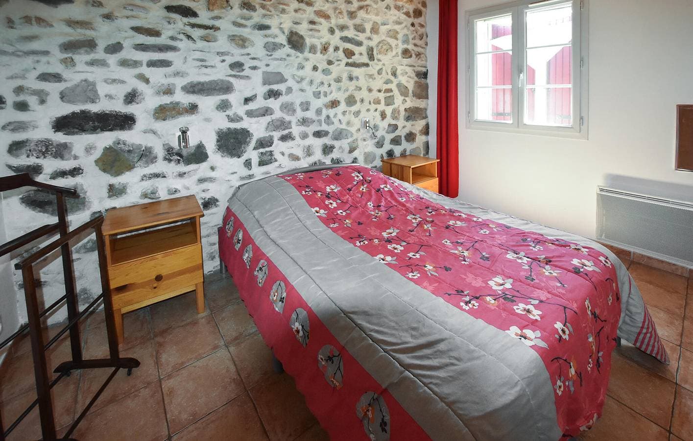 Foto 8 von 17: Gemütliche 80 m² große Ferienwohnung mit WLAN, Garten und Parkplatz in der Nähe der Cèze