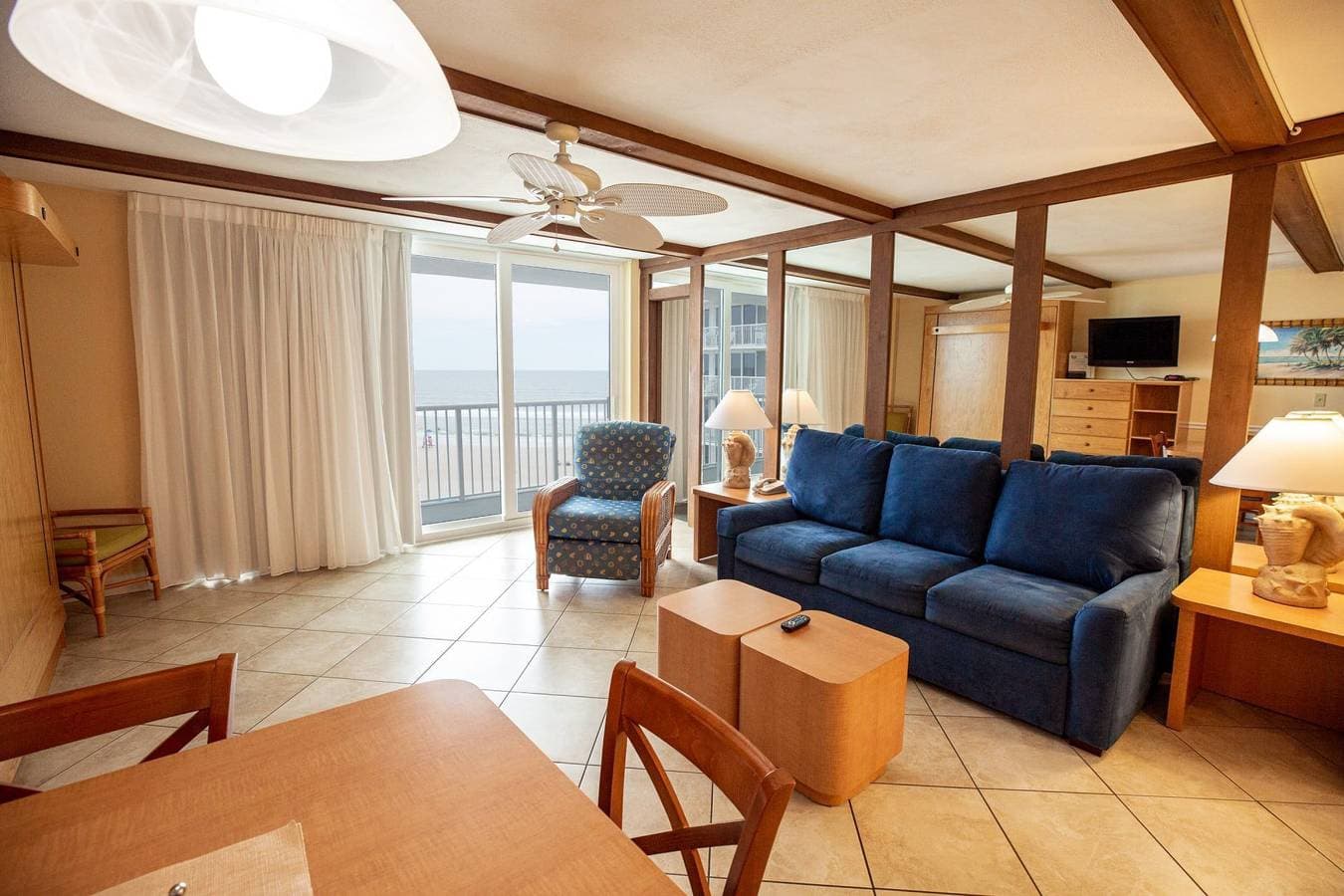 Foto 7 von 30: Ferienwohnung für 6 Personen mit Balkon