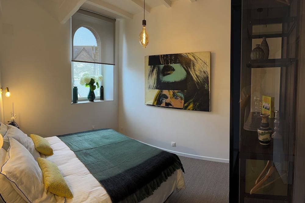 Refined suite in Barfleur, 2 steps from the port! 1