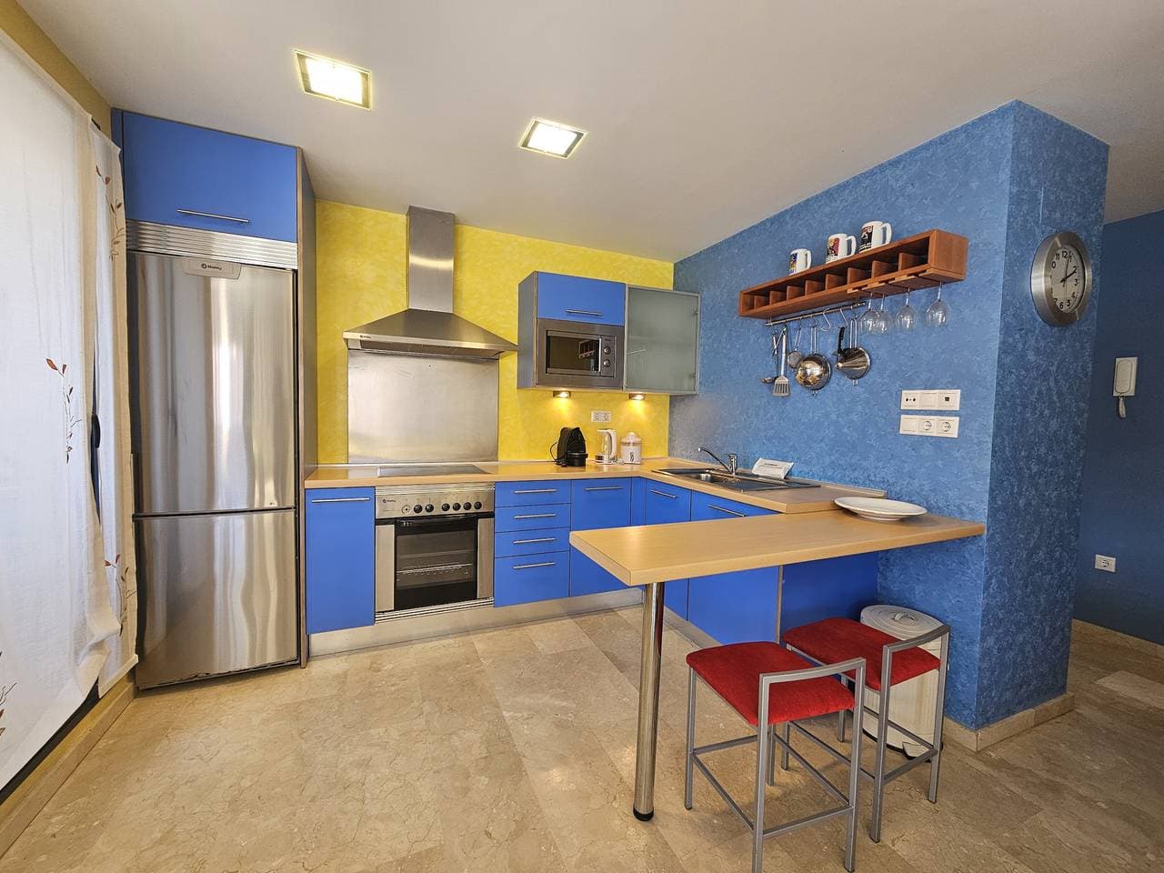 Foto 2 von 44: Ferienwohnung für 4 Personen mit Terrasse