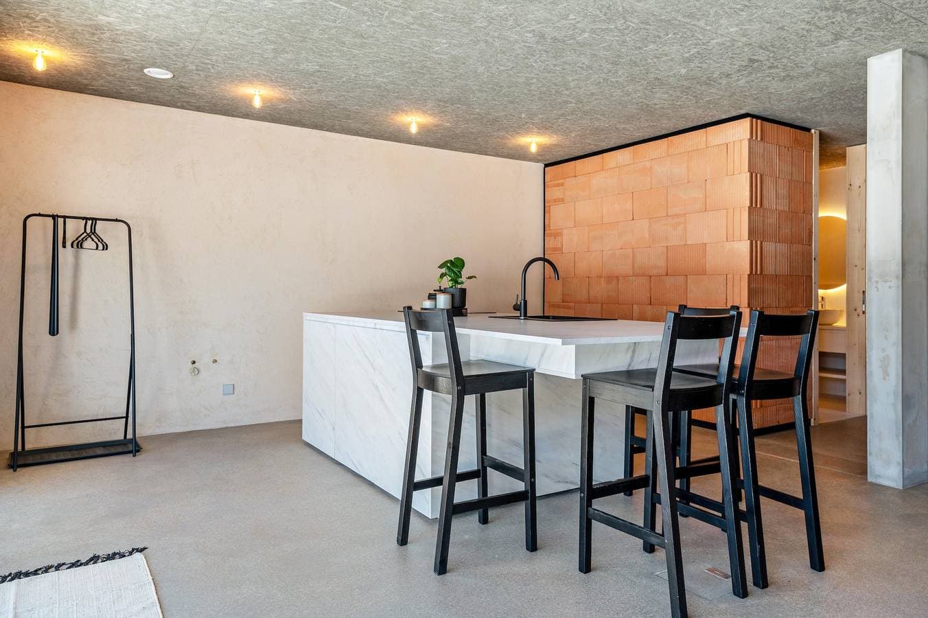 Foto 9 von 28: Ferienwohnung 'Lena Dolomites Gartensuite' mit Bergblick, privater Terrasse und WLAN