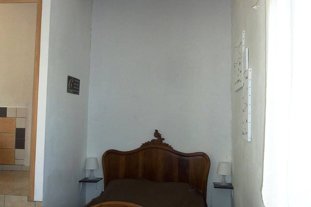 Foto 2 von 22: Studio inmitten von Weinbergen in Drome Provencale mit Swimmingpool.