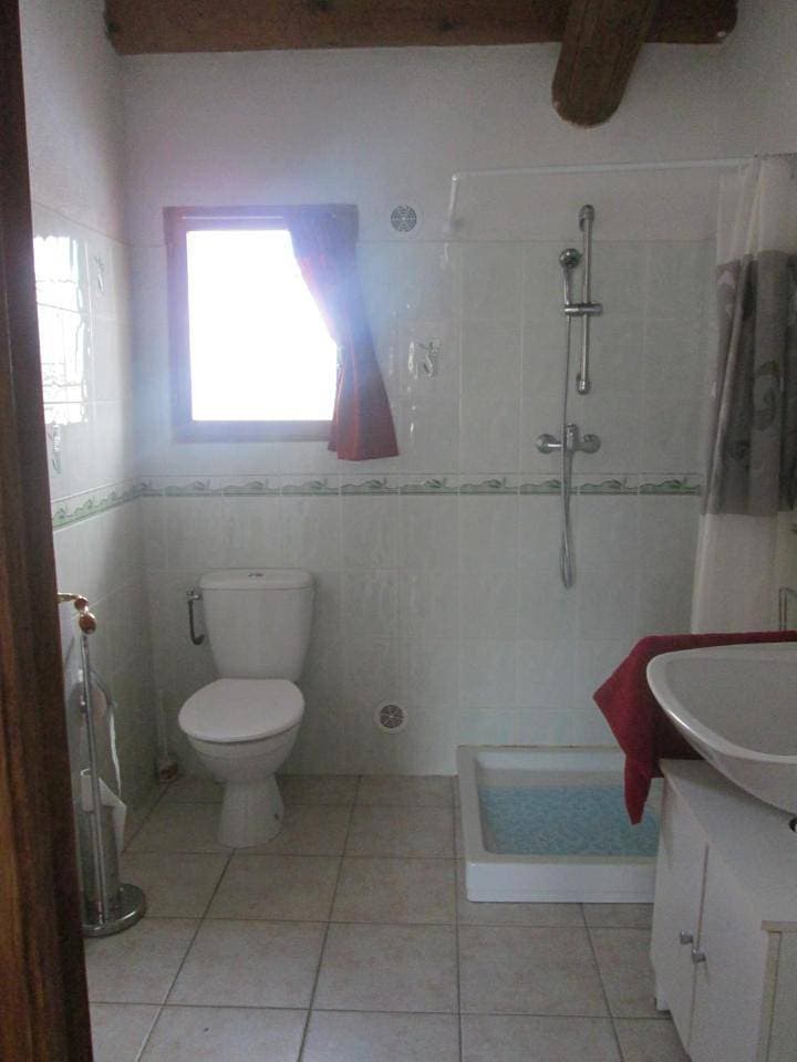 Foto 8 von 13: Two-Bedroom Cottage