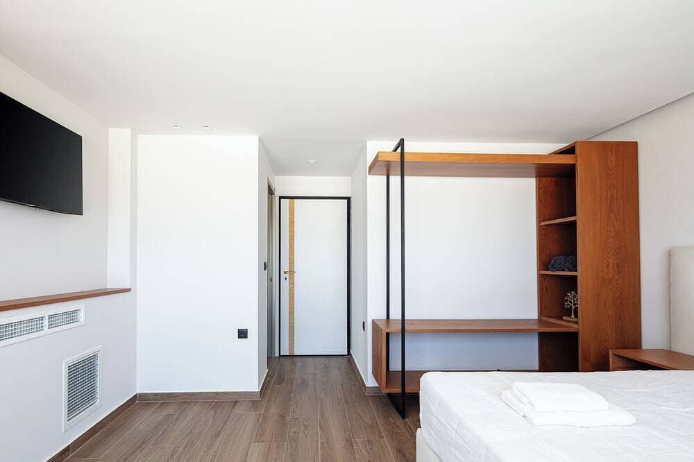 Foto 7 von 30: Nuera IV: Modern 4Br Villa, 300m from the Beach
